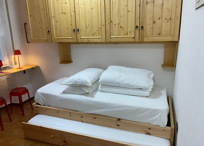 Neve Apartman